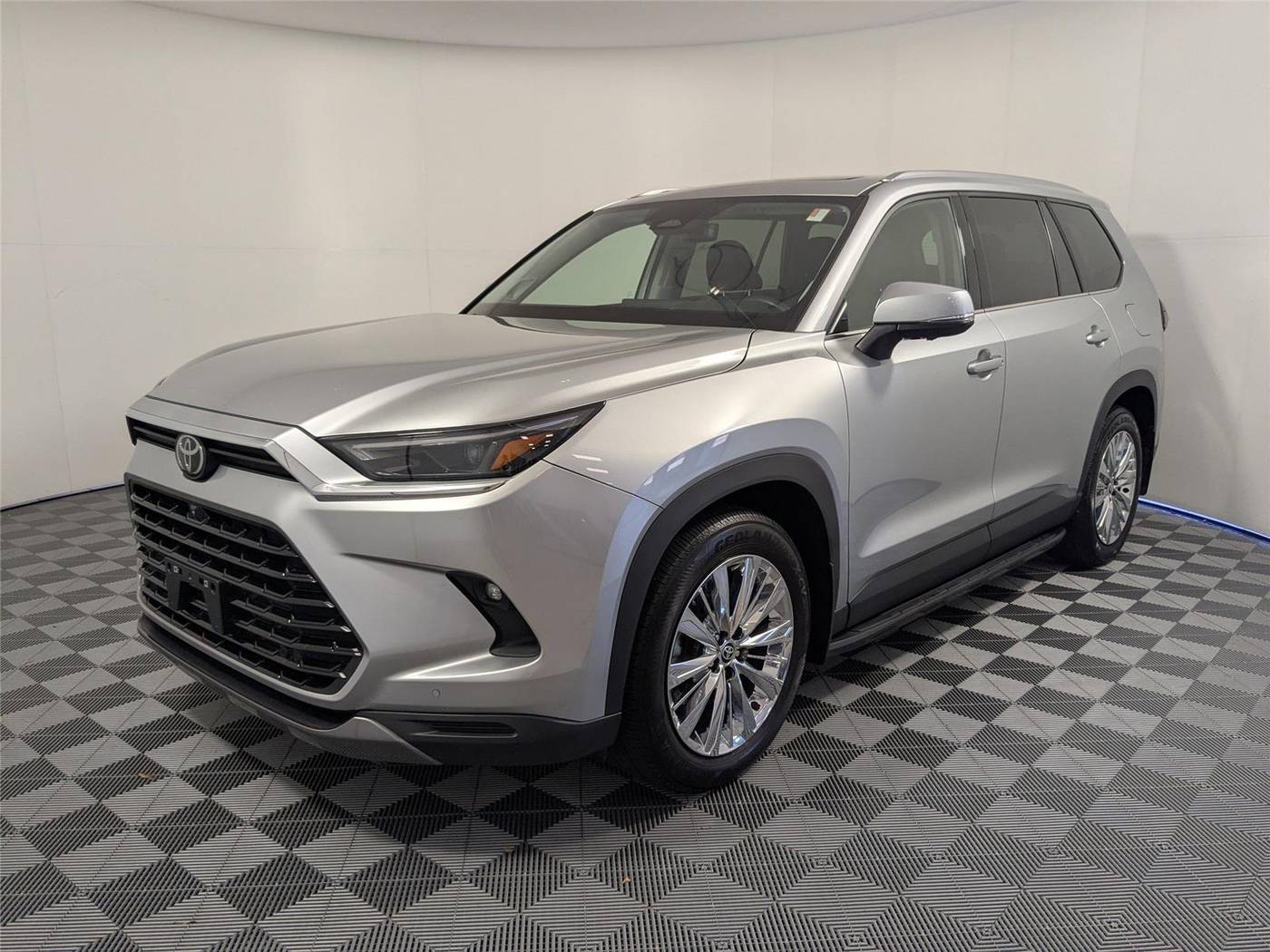 2024 Toyota Grand Highlander Platinum — SUV — 20,267 mi — McDonough, GA