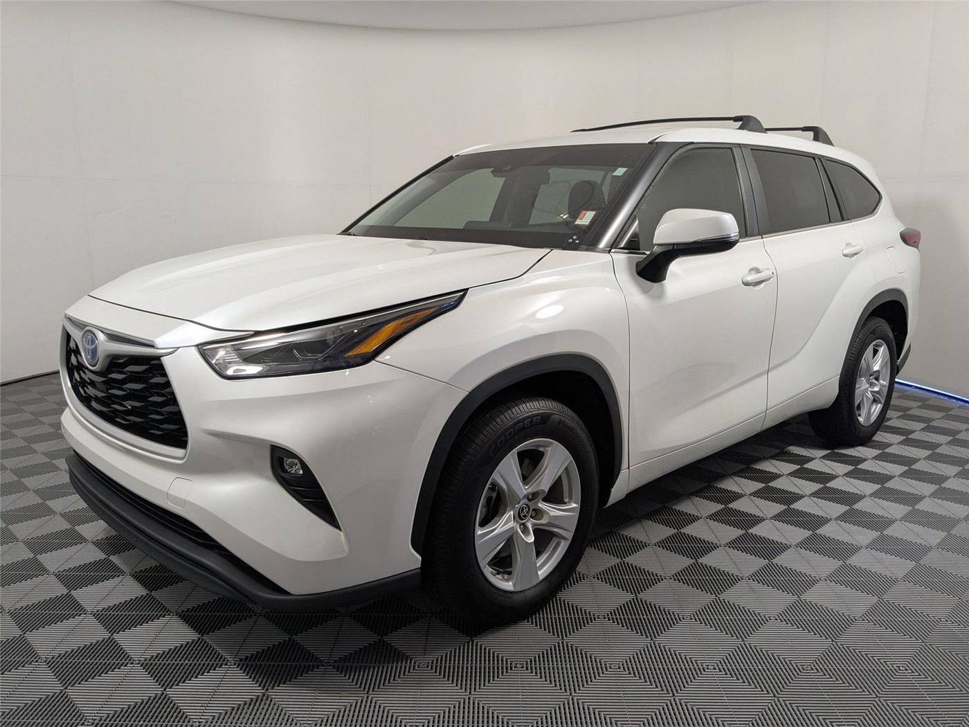 2023 Toyota Highlander Hybrid LE — SUV — 32,284 mi — McDonough, GA