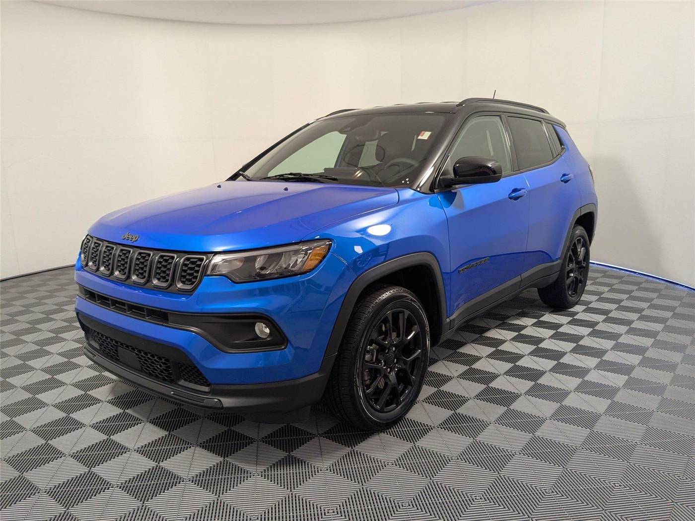 2024 Jeep Compass Latitude — SUV — 28,128 mi — McDonough, GA