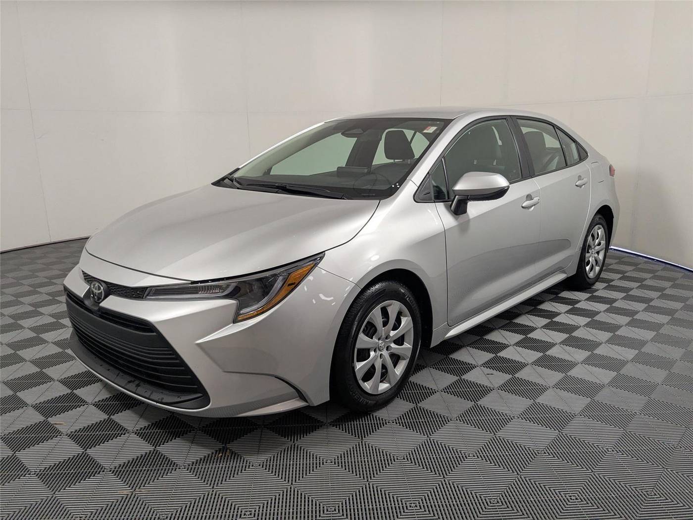 2025 Toyota Corolla LE — Sedan — 4,873 mi — McDonough, GA