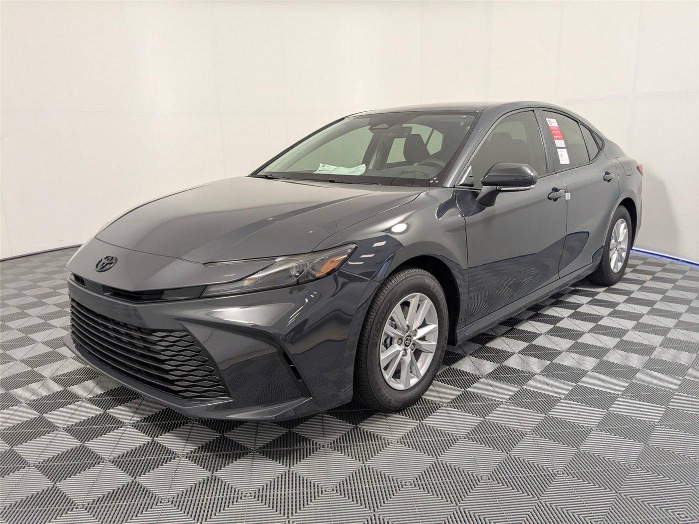 2025 Toyota Camry Hybrid LE — Sedan — 5 mi — McDonough, GA