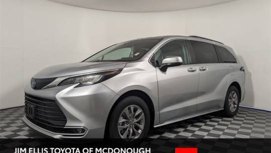 2023 Toyota Sienna XLE — Minivan — 55,411 mi — McDonough, GA