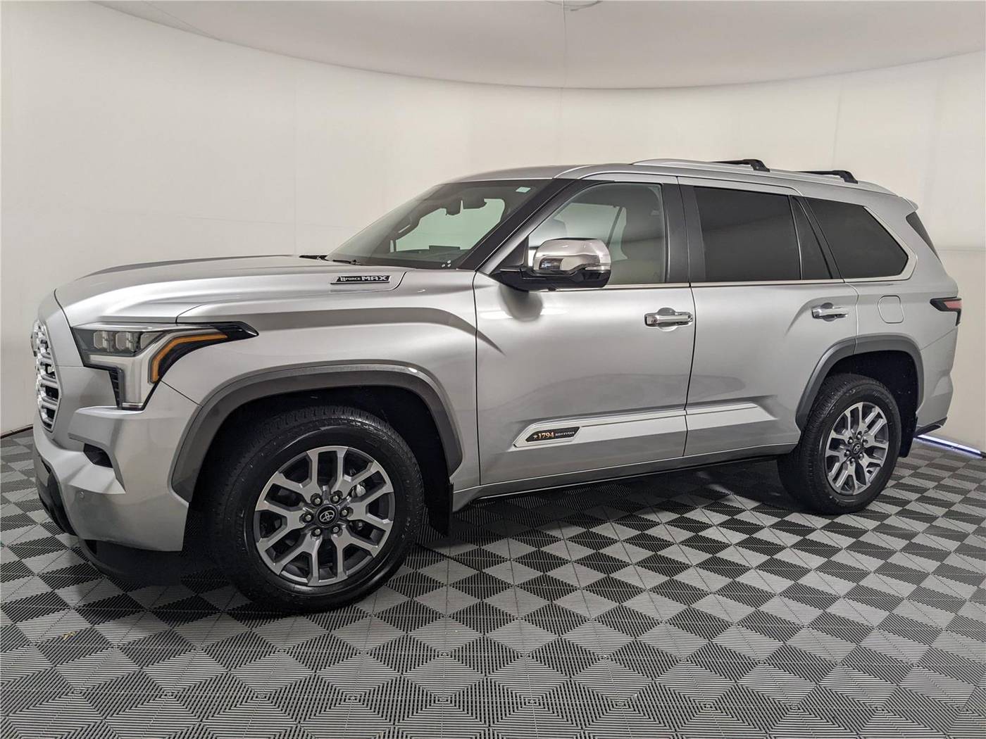 2025 Toyota Sequoia SR5 — SUV — 7,070 mi — McDonough, GA