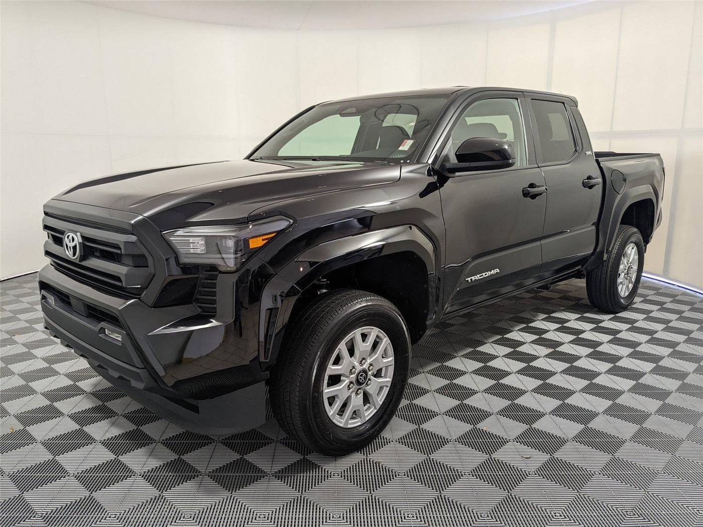 2024 Toyota Tacoma SR5 — Pickup Truck — 36,815 mi — McDonough, GA