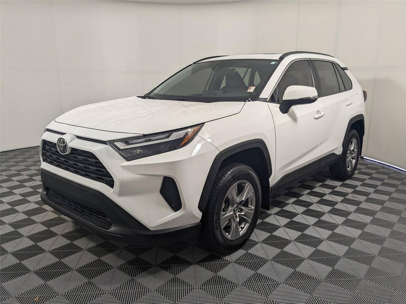 2024 Toyota RAV4 XLE — SUV — 6,708 mi — McDonough, GA