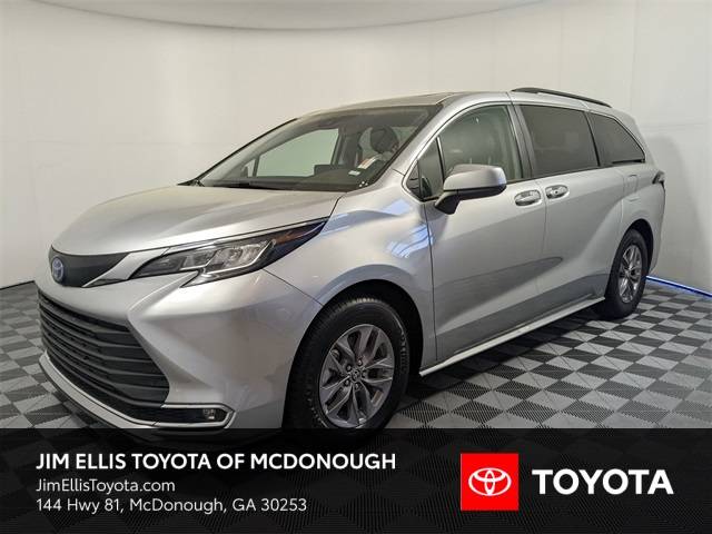 2023 Toyota Sienna XLE — Minivan — 63,923 mi — McDonough, GA