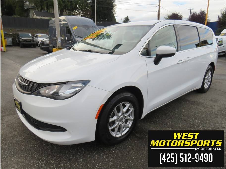 2022 Chrysler Voyager LX — Minivan — 127,121 mi — Everett, WA
