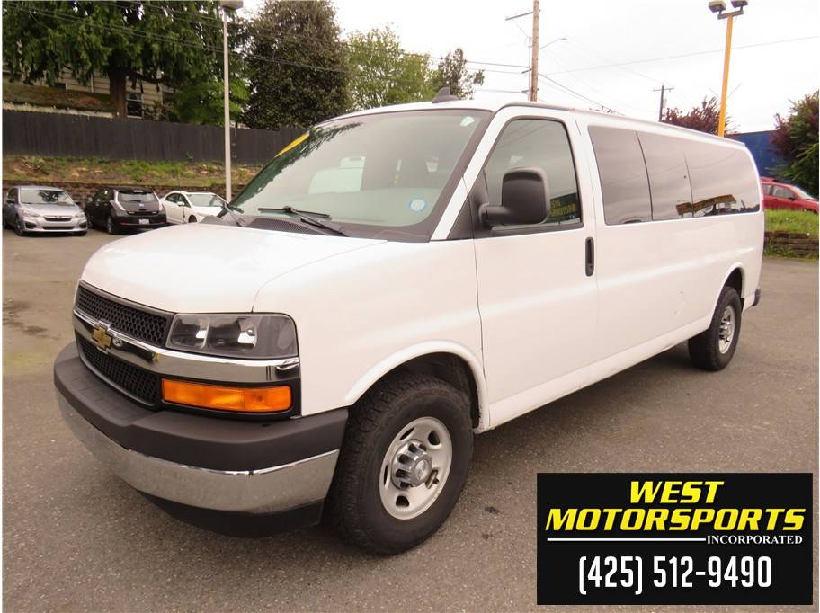 2017 Chevrolet Express Passenger LT — Passenger Van — 136,681 mi — Everett, WA