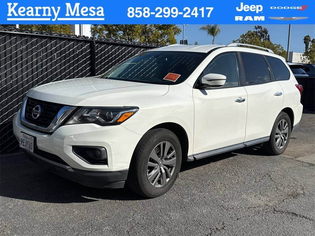 2020 Nissan Pathfinder SV — SUV — 44,067 mi — San Diego, CA