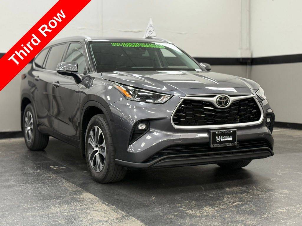2022 Toyota Highlander XLE — SUV — 48,889 mi — West Covina, CA