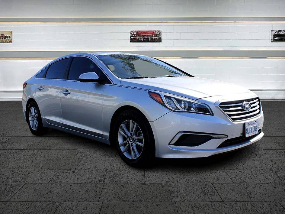 2017 Hyundai Sonata Base — Sedan — 102,730 mi — Norco, CA
