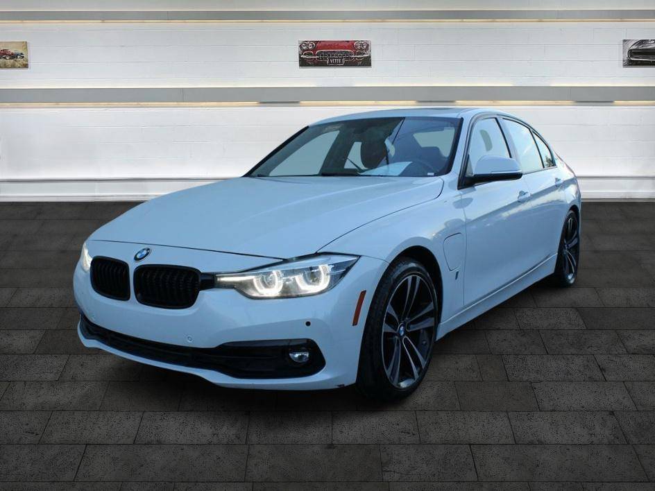 2018 BMW 3 Series 330e