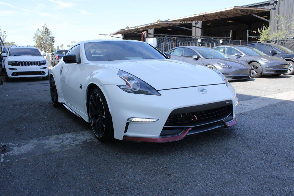 2020 Nissan 370Z NISMO