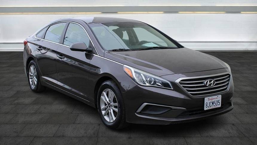 2017 Hyundai Sonata Base — Sedan — 113,330 mi — Norco, CA