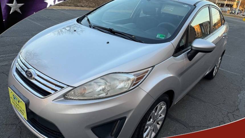 2011 Ford Fiesta SE — Sedan — 106,265 mi — Falls Church, VA