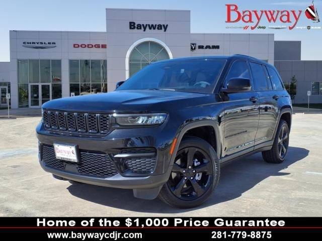 2023 Jeep Grand Cherokee Altitude — SUV — 26,996 mi — Pasadena, TX
