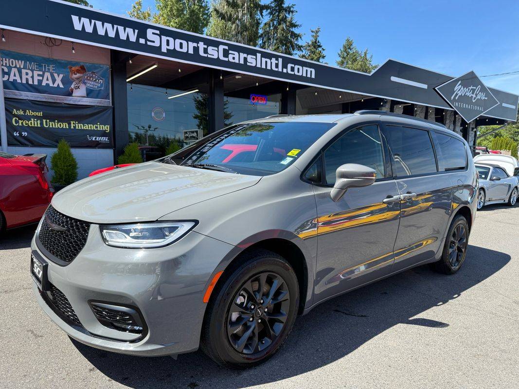 2021 Chrysler Pacifica Touring L — Minivan — 60,220 mi — Bothell, WA