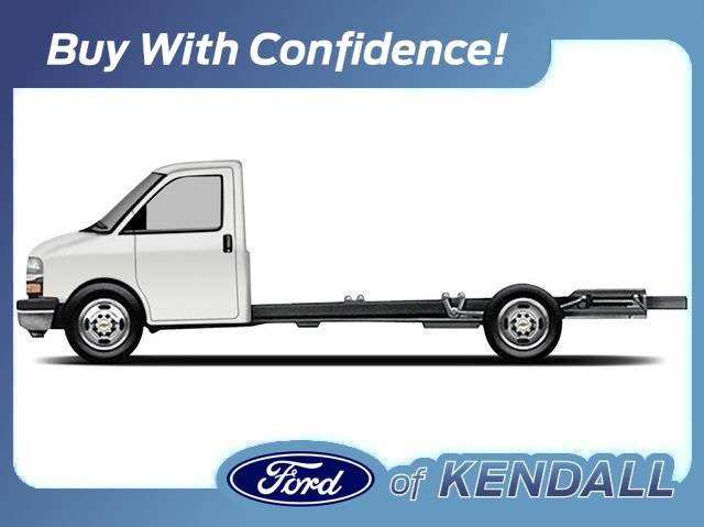 2014 Chevrolet Express Commercial Cutaway 4500 — Chassis Cab Truck — 152,000 mi — Miami, FL