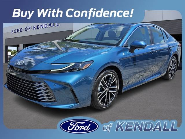 2025 Toyota Camry XLE — Sedan — 5,482 mi — Miami, FL