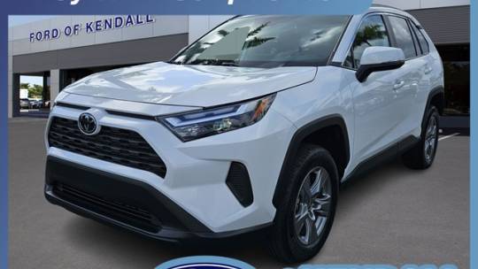 2024 Toyota RAV4 XLE — SUV — 23,635 mi — Miami, FL