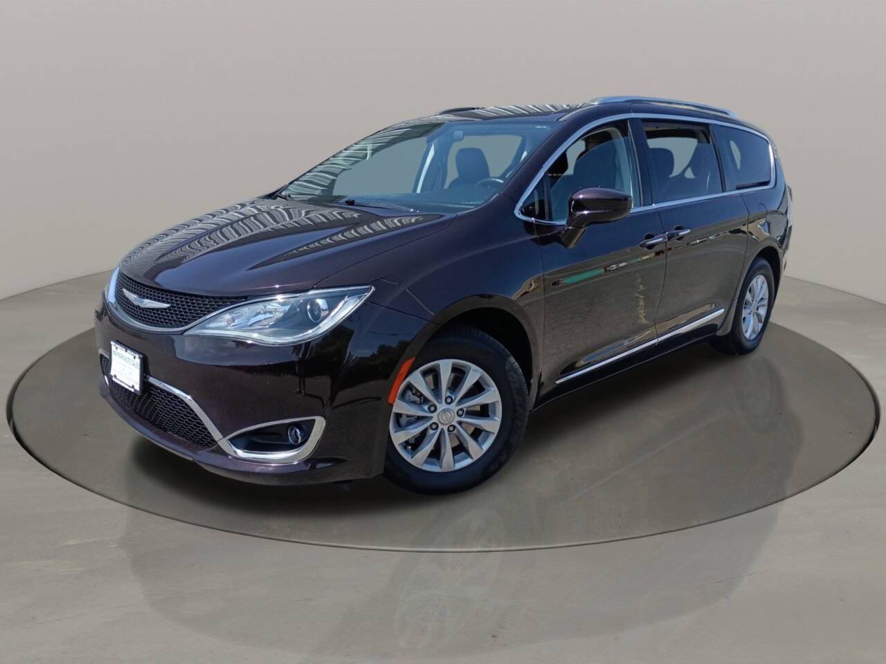 2018 Chrysler Pacifica Touring L — Minivan — 52,802 mi — Philadelphia, PA