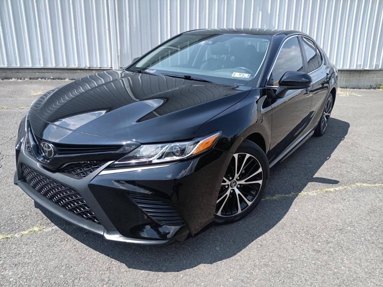 2019 Toyota Camry SE — Sedan — 66,378 mi — Philadelphia, PA
