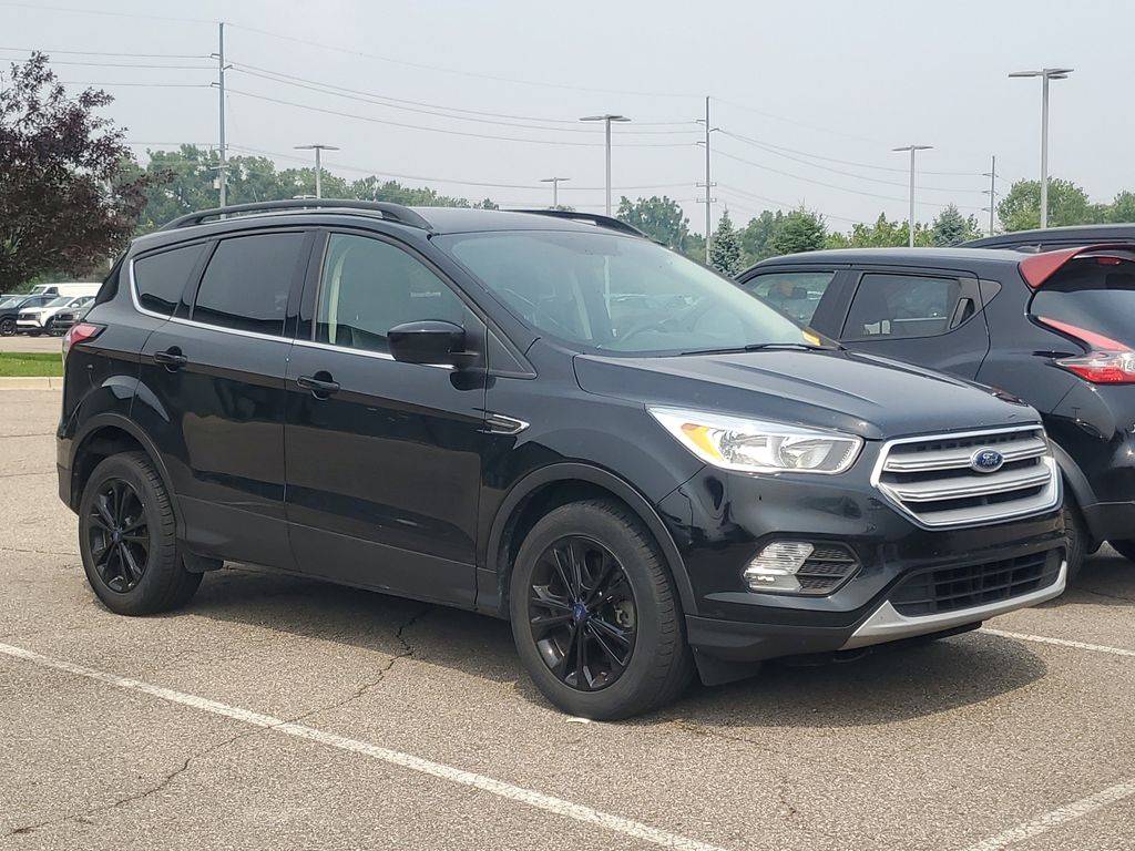 2018 Ford Escape SE — SUV — 129,690 mi — Clinton Twp, MI