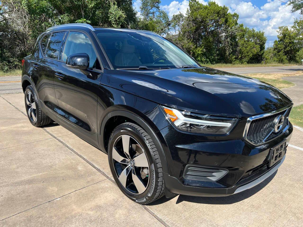 2020 Volvo XC40 Momentum — SUV — 115,719 mi — Austin, TX