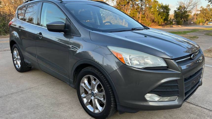 2013 Ford Escape SE — SUV — 75,112 mi — Austin, TX