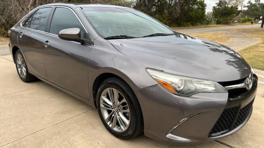 2017 Toyota Camry SE — Sedan — 115,368 mi — Austin, TX