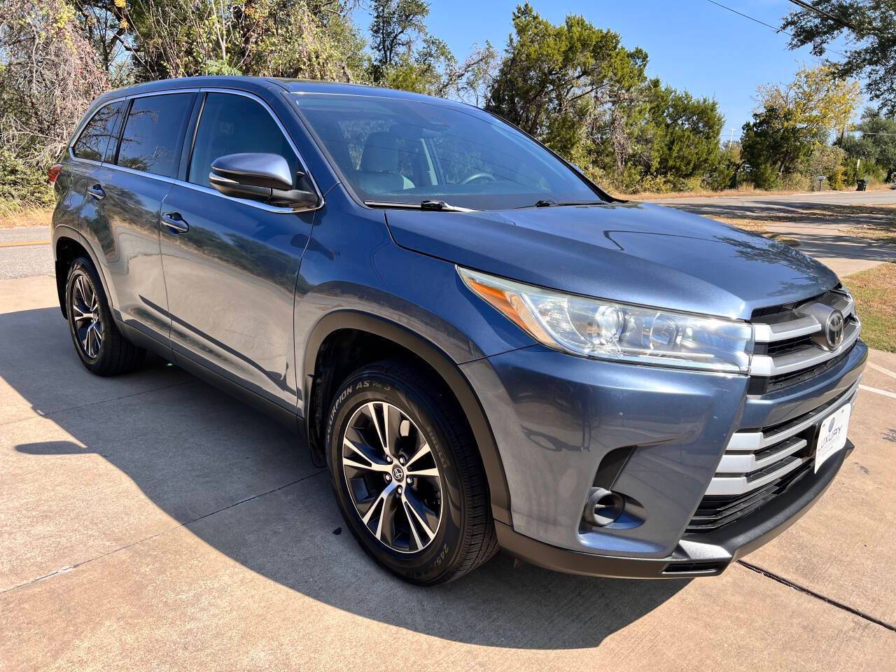 2019 Toyota Highlander LE — SUV — 130,051 mi — Austin, TX