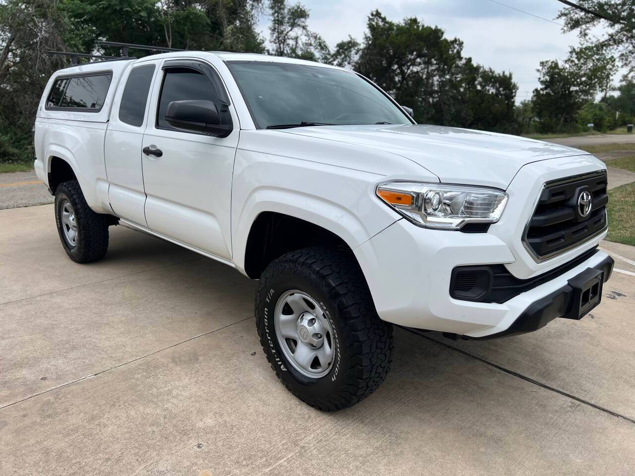 2016 Toyota Tacoma SR — Pickup Truck — 111,362 mi — Austin, TX