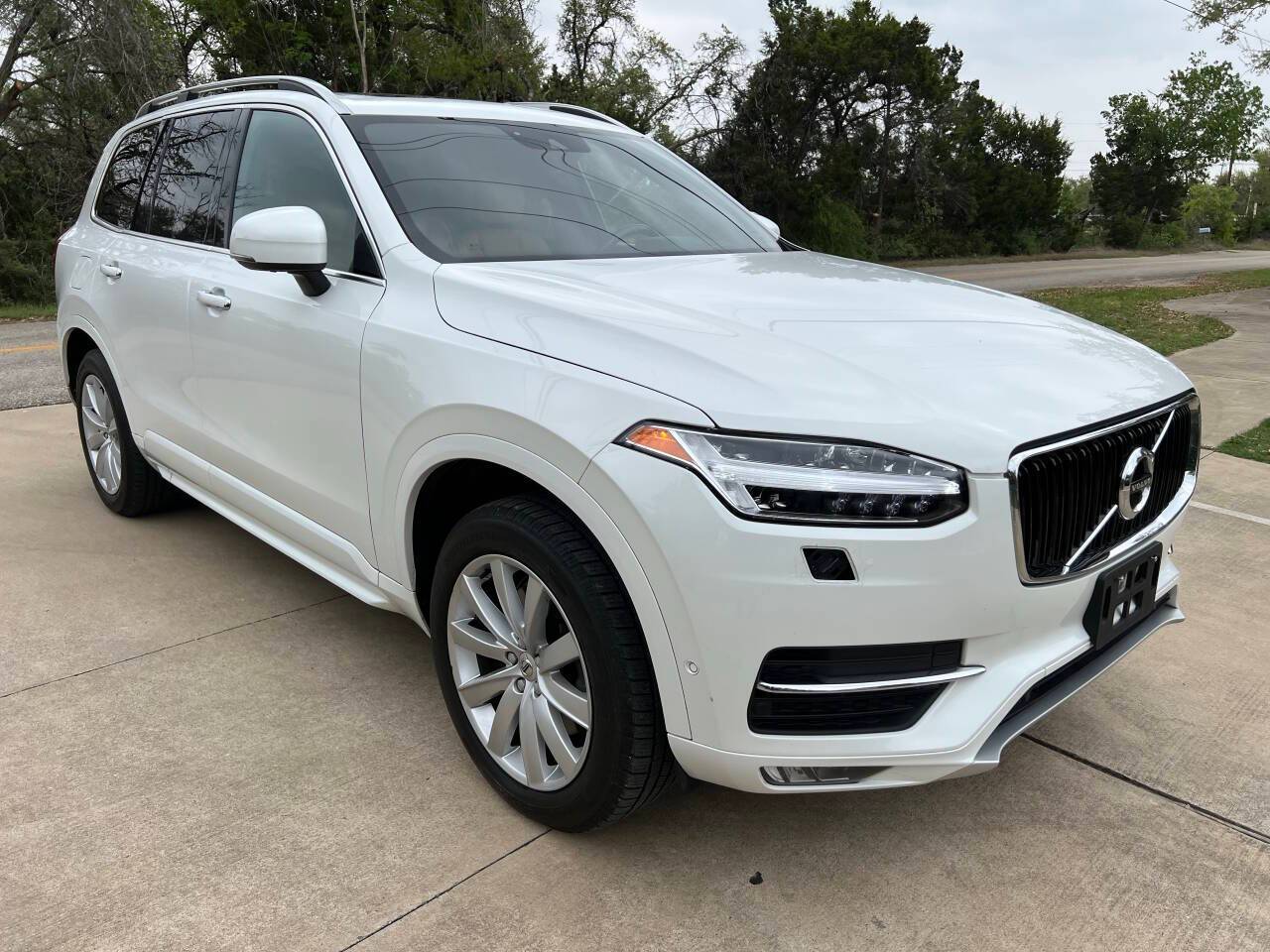 2018 Volvo XC90 Momentum — SUV — 134,439 mi — Austin, TX