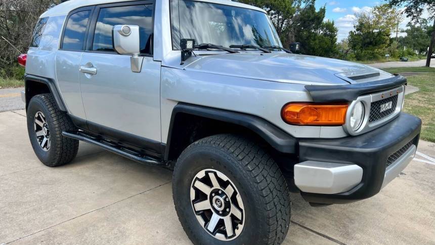 2008 Toyota FJ Cruiser Base — SUV — 181,854 mi — Austin, TX