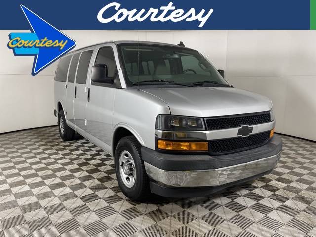 2018 Chevrolet Express Passenger LT — Passenger Van — 46,336 mi — Mesa, AZ