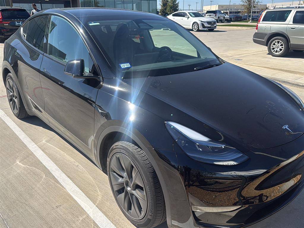 2025 Tesla Model Y Long Range — SUV — 7,511 mi — Grapevine, TX