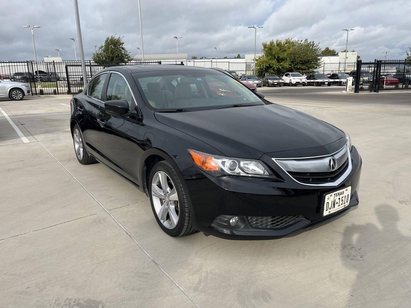 2014 Acura ILX Technology Package — Sedan — 109,000 mi — Grapevine, TX