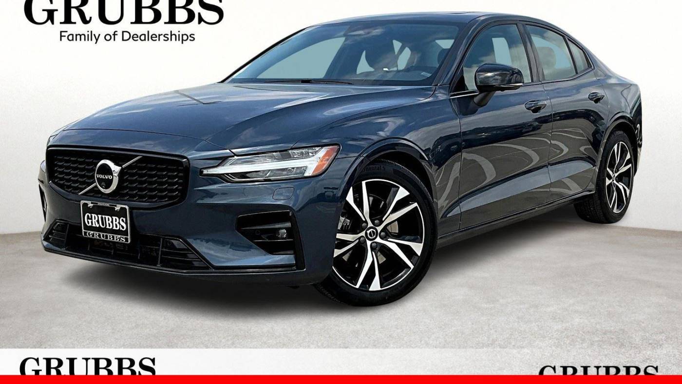 2025 Volvo S60 B5 Plus