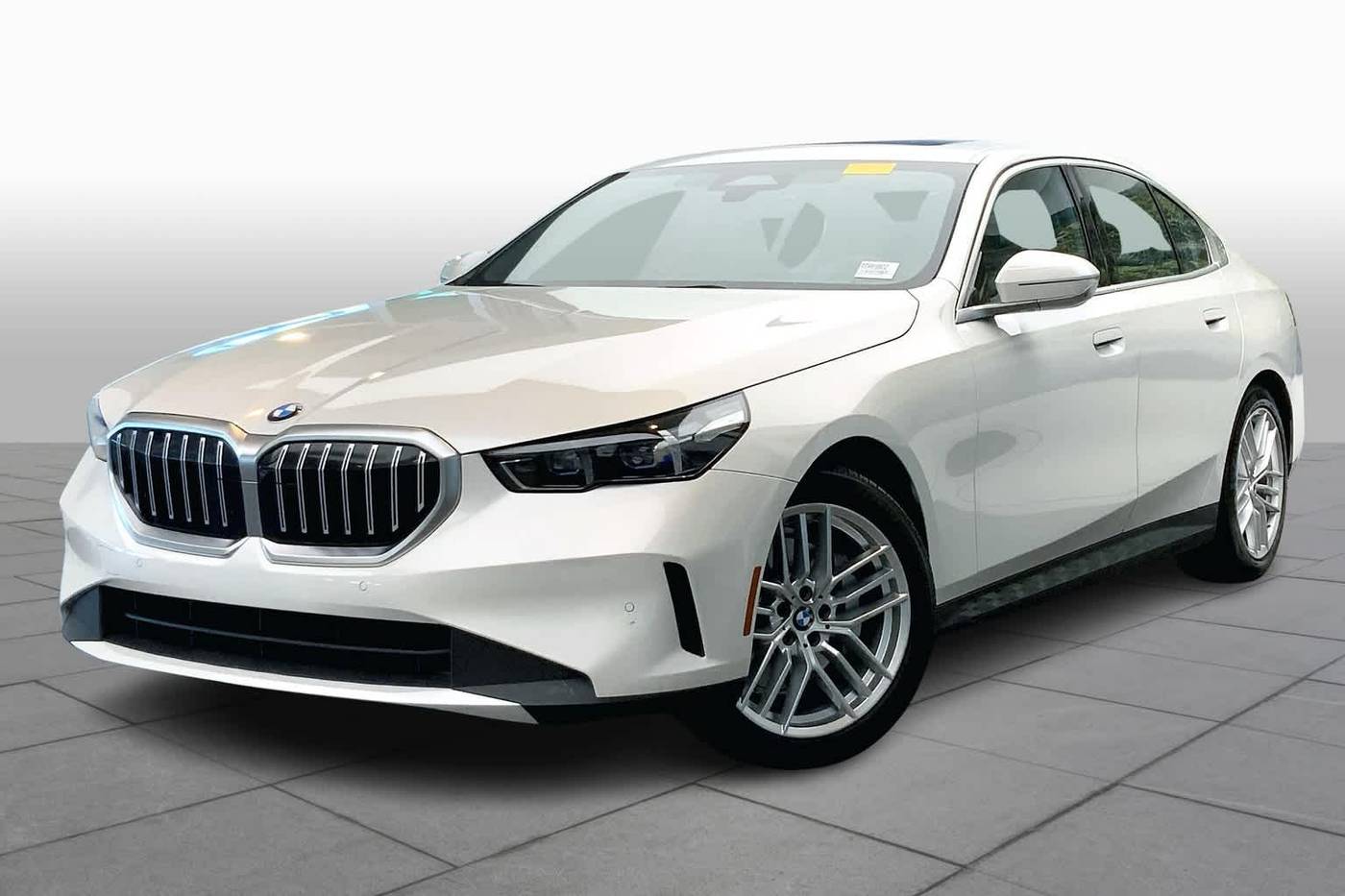 2024 BMW 5 Series 530i — Sedan — 24,450 mi — N. Miami Beach, FL