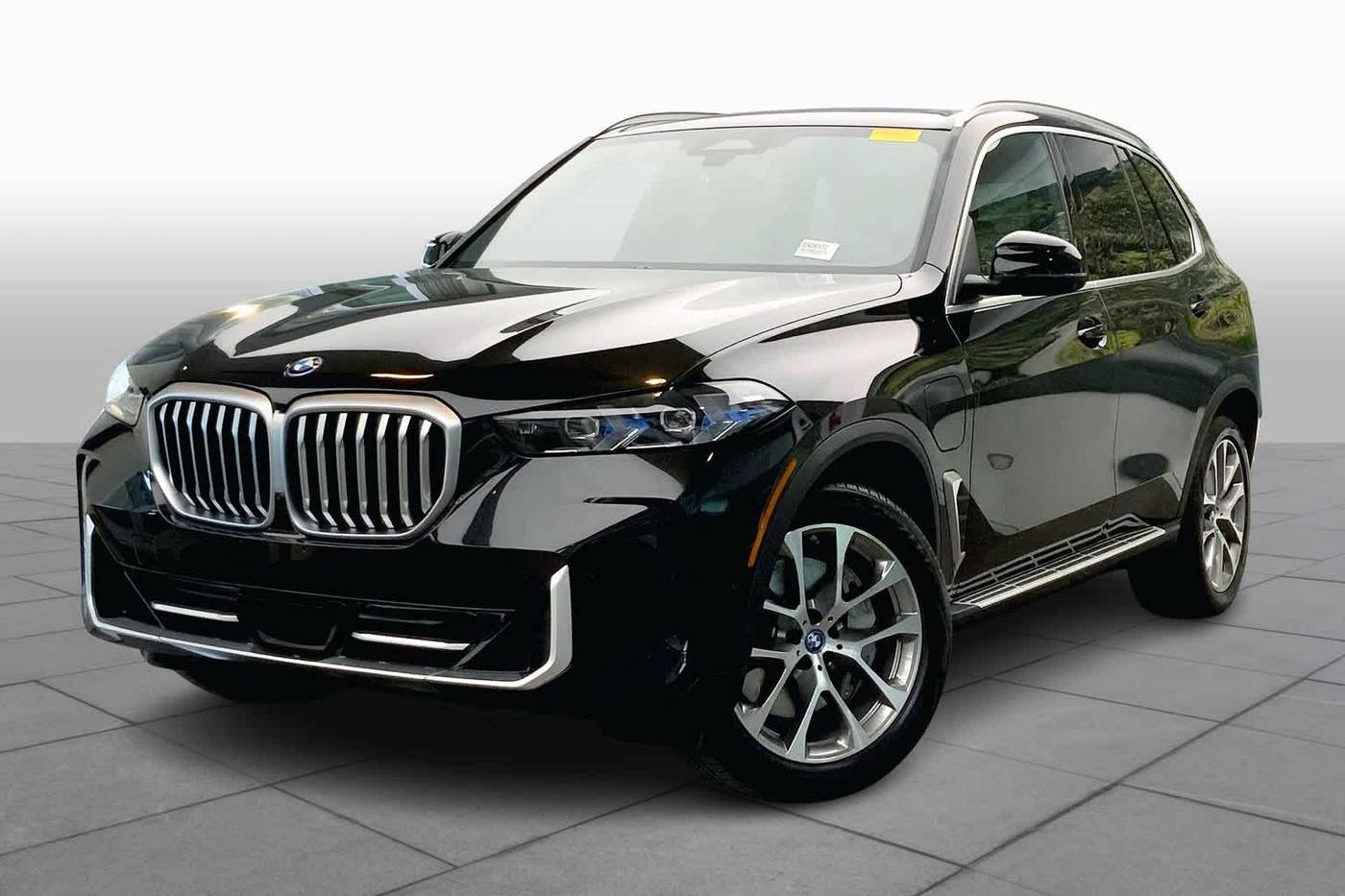 2025 BMW X5 50e — SUV — 17,222 mi — N. Miami Beach, FL