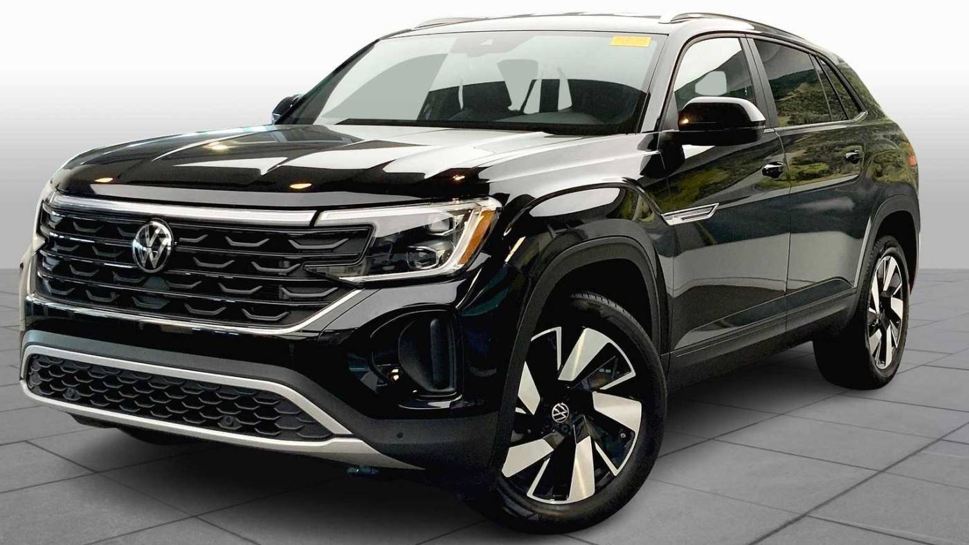 2024 Volkswagen Atlas Cross Sport SE with Technology — SUV — 22,758 mi — N. Miami Beach, FL