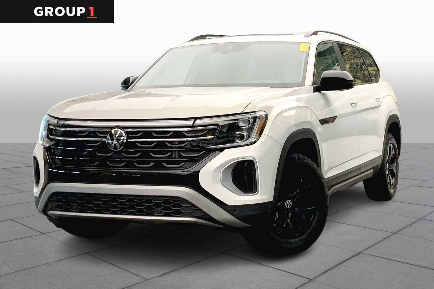 2024 Volkswagen Atlas Peak Edition SE with Technology — SUV — 2,374 mi — N. Miami Beach, FL