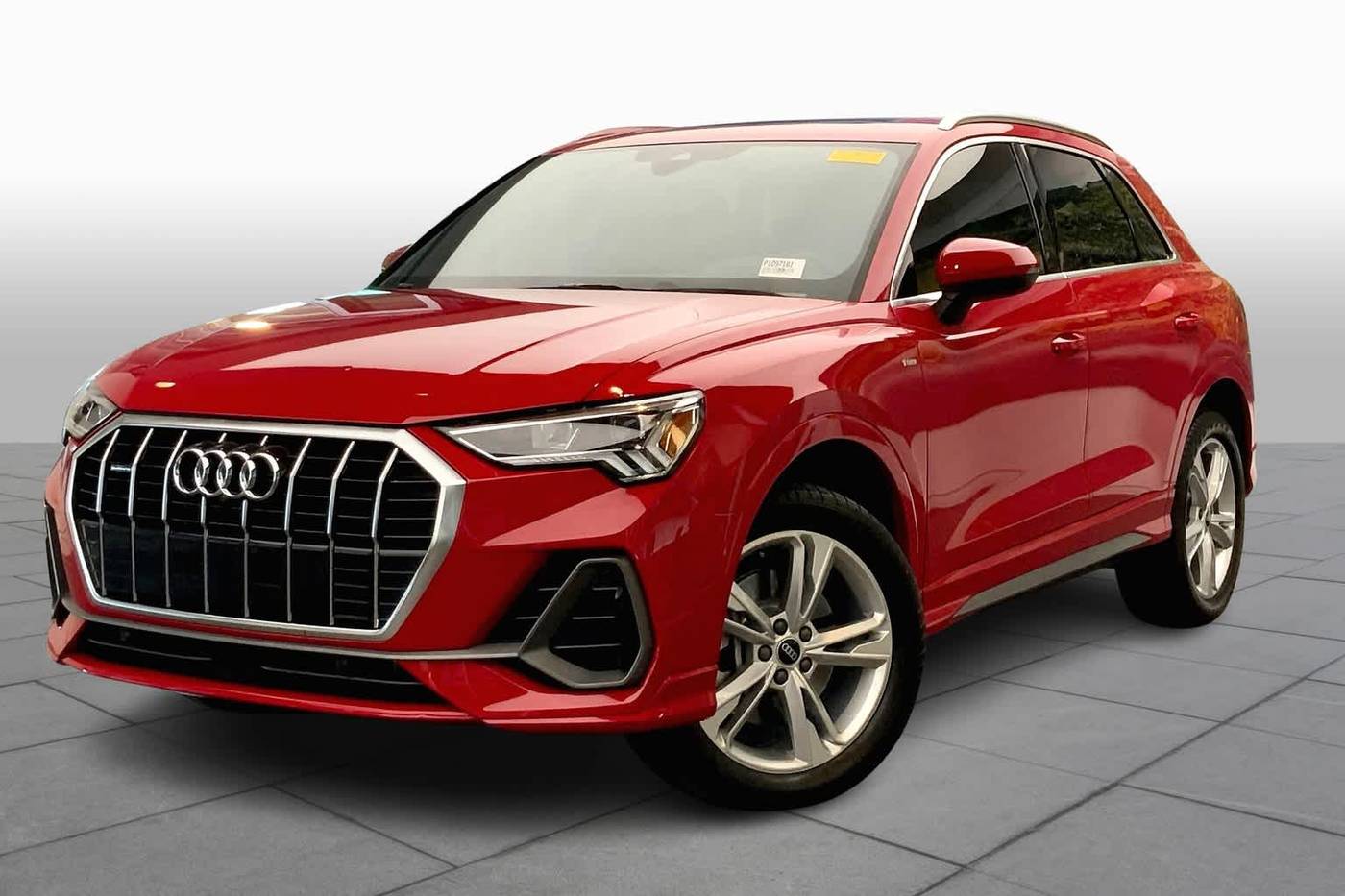 2023 Audi Q3 S line Premium Plus — SUV — 14,229 mi — N. Miami Beach, FL