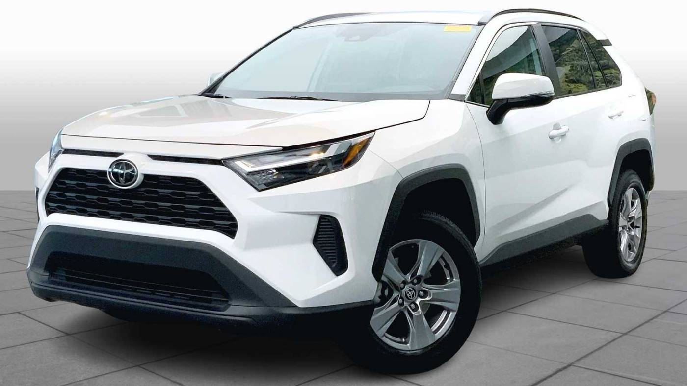 2023 Toyota RAV4 XLE — SUV — 31,615 mi — N. Miami Beach, FL