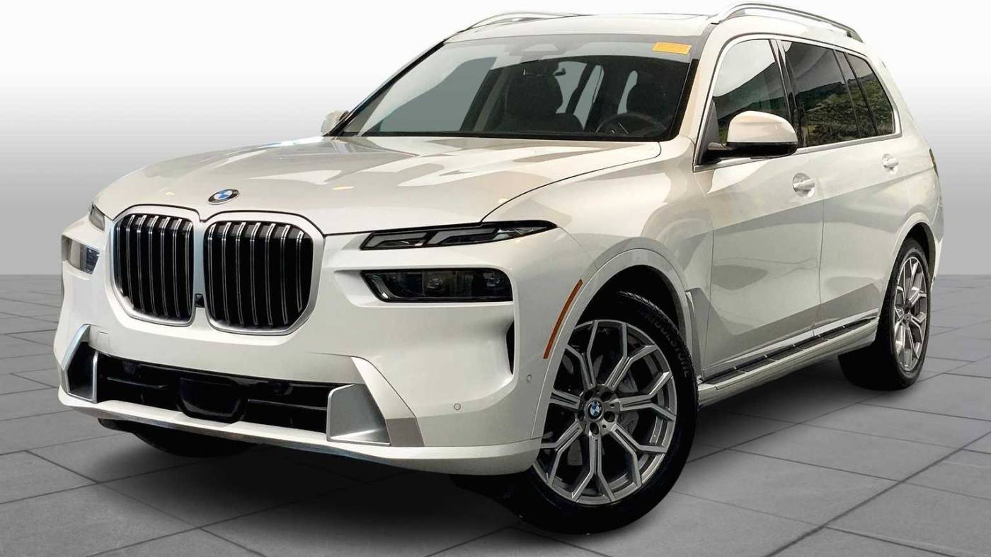 2025 BMW X7 40i — SUV — 16,737 mi — N. Miami Beach, FL