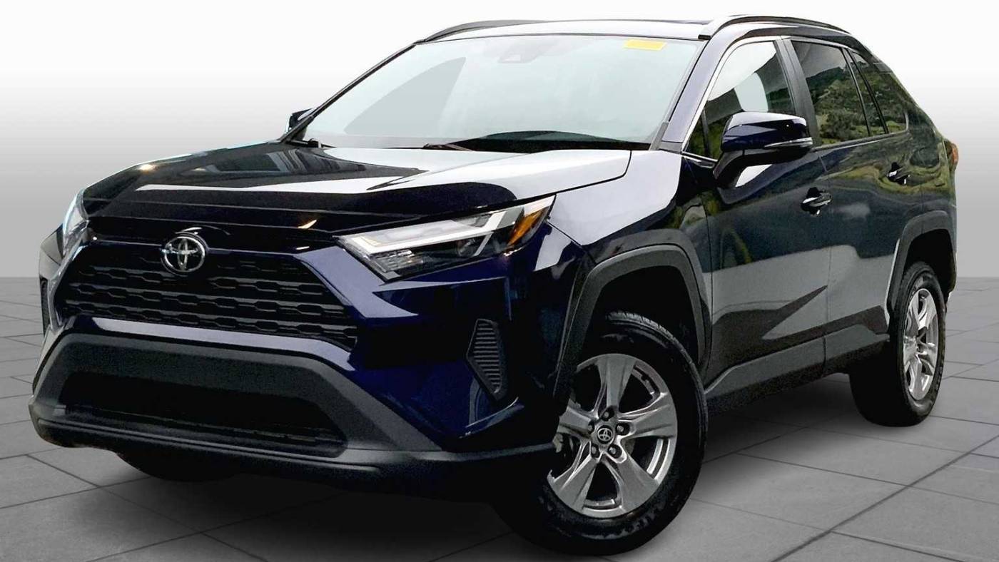 2023 Toyota RAV4 XLE — SUV — 23,286 mi — N. Miami Beach, FL