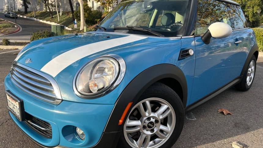 2013 MINI Hardtop Cooper — Hatchback — 87,435 mi — Oceanside, CA