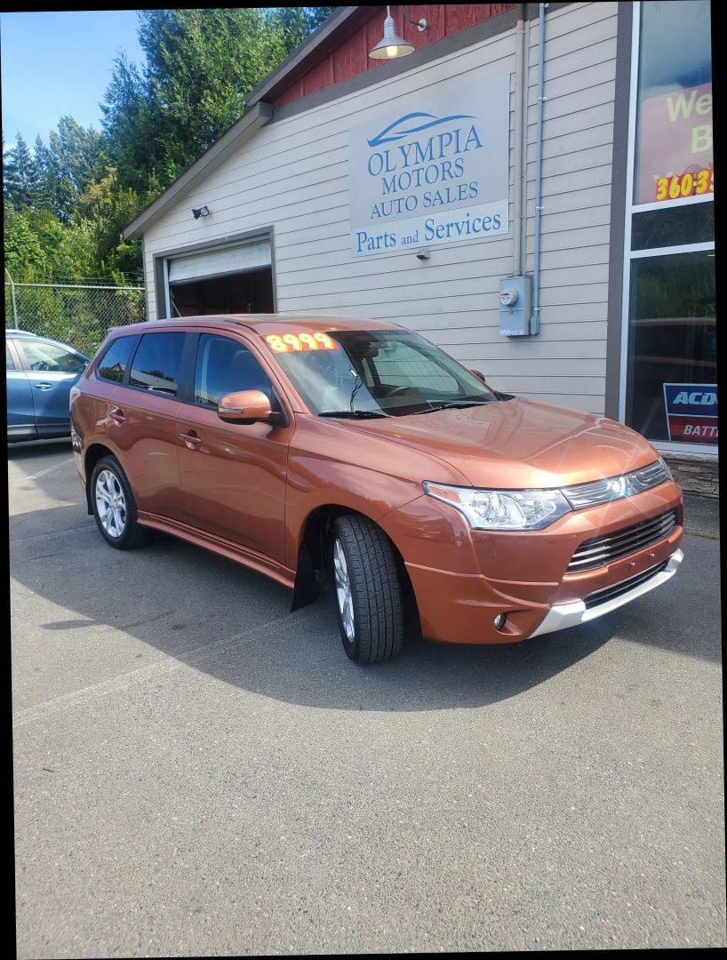 2014 Mitsubishi Outlander SE — SUV — 85,130 mi — Olympia, WA