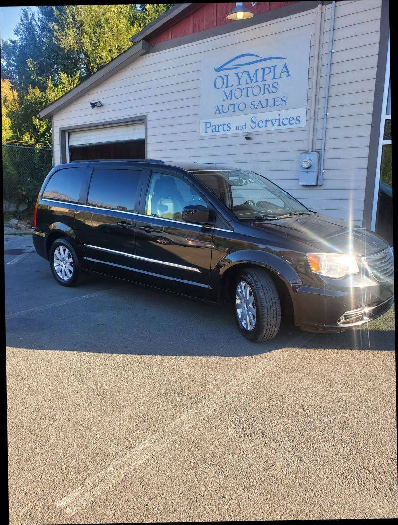 2013 Chrysler Town & Country Touring — Minivan — 124,935 mi — Olympia, WA