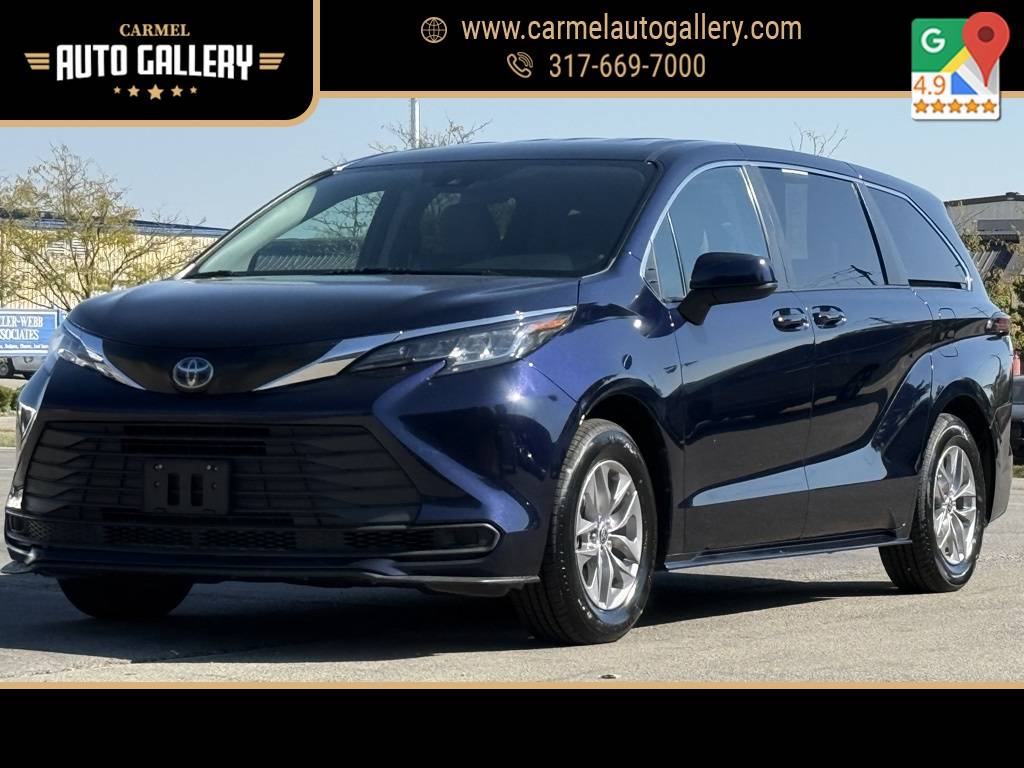 2022 Toyota Sienna LE — Minivan — 79,652 mi — Carmel, IN